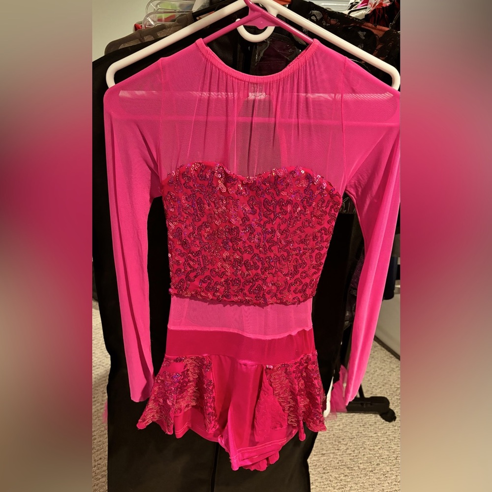 Women’s costume